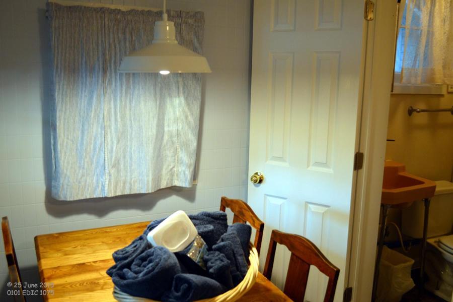 Edgewater Inn & Cottages Eagle River Room photo